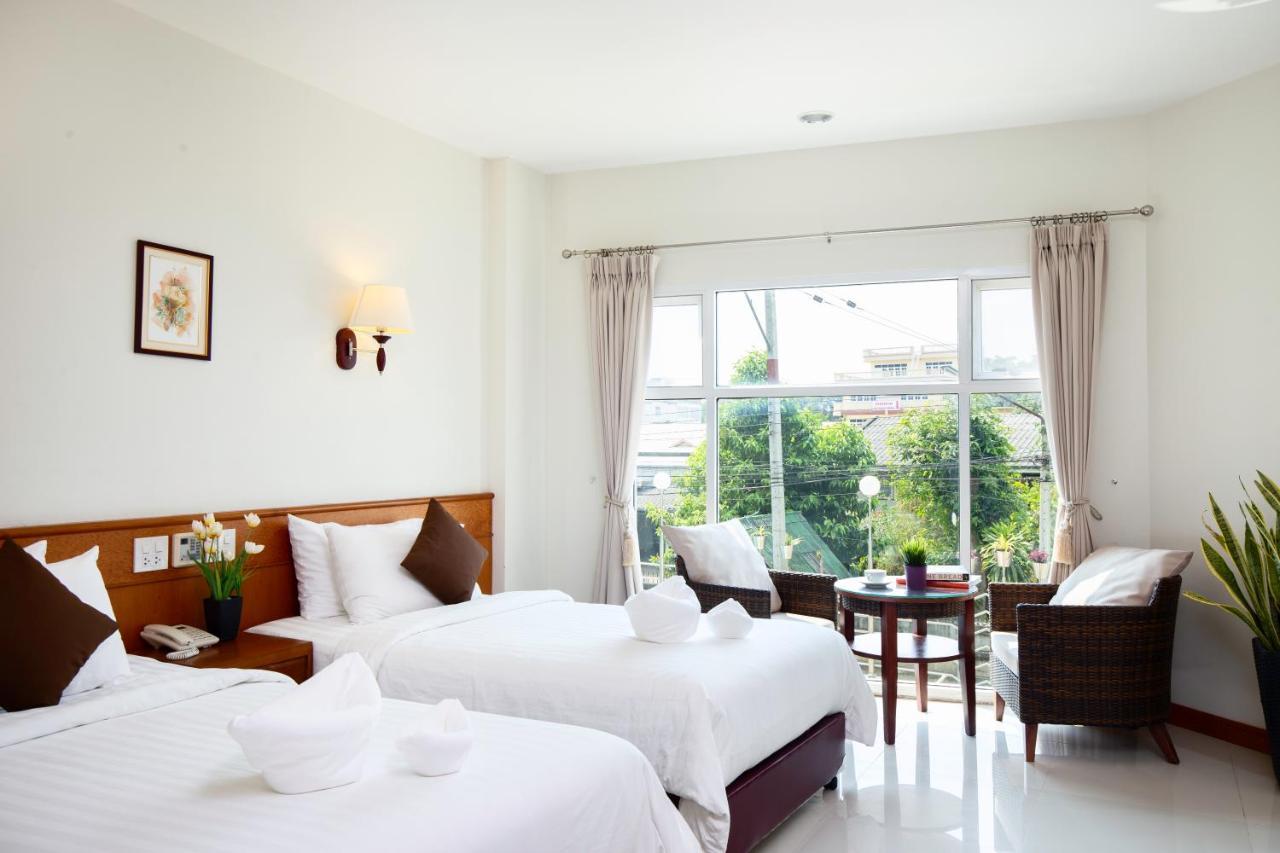 Kanchanaburi City Hotel Kültér fotó