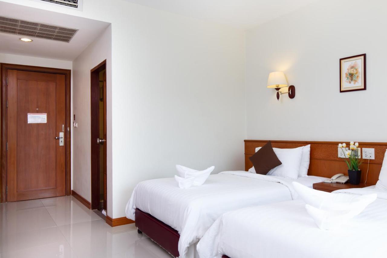 Kanchanaburi City Hotel Kültér fotó