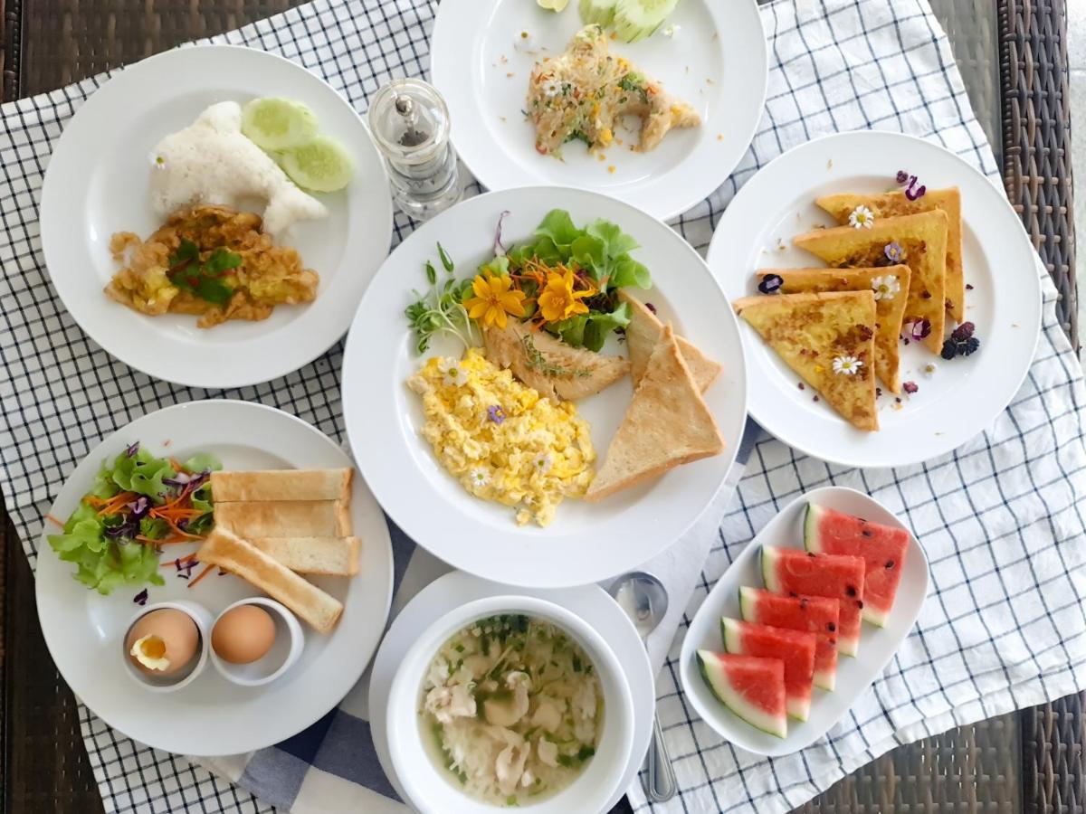 Kanchanaburi City Hotel Kültér fotó