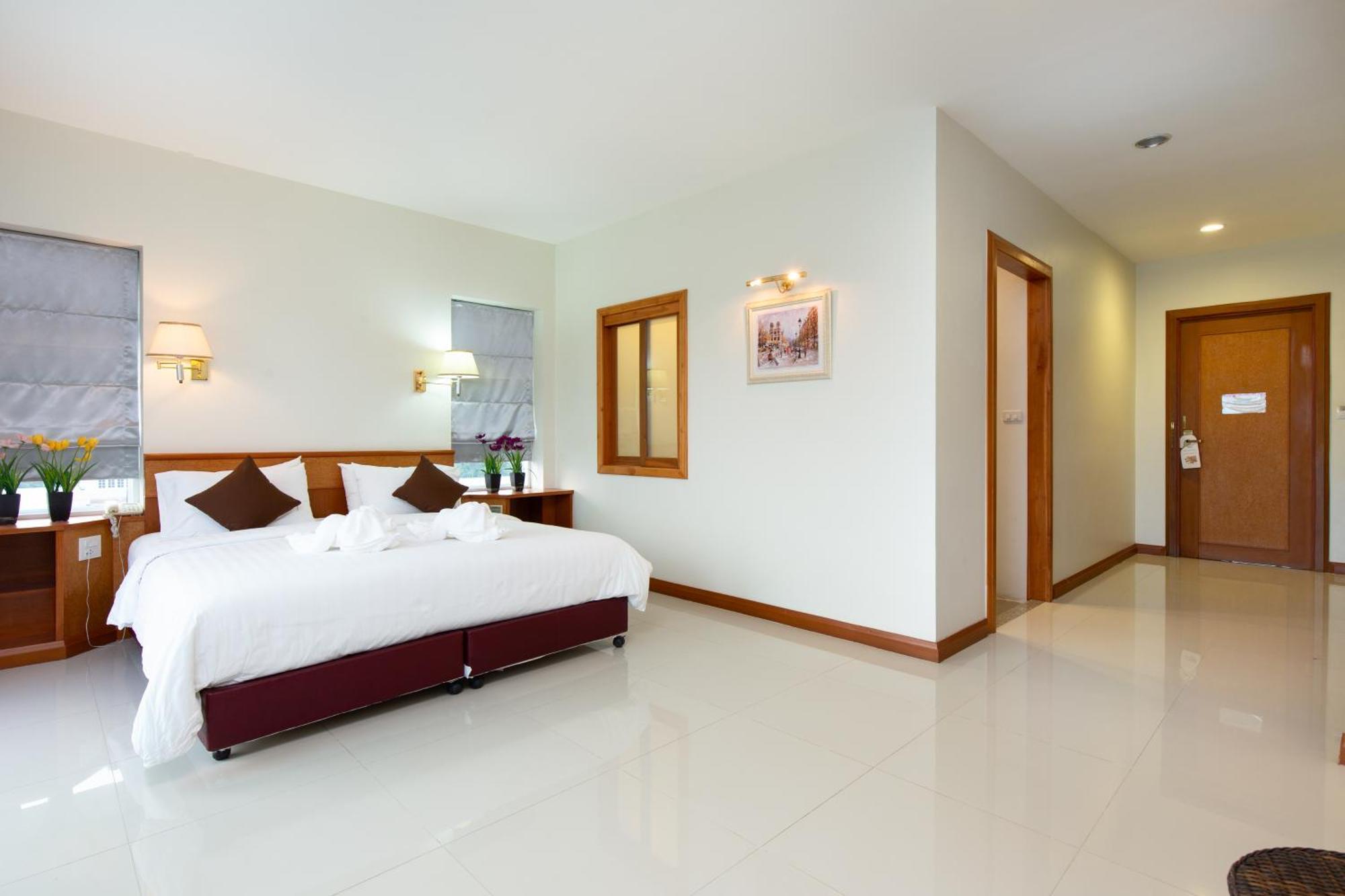 Kanchanaburi City Hotel Kültér fotó