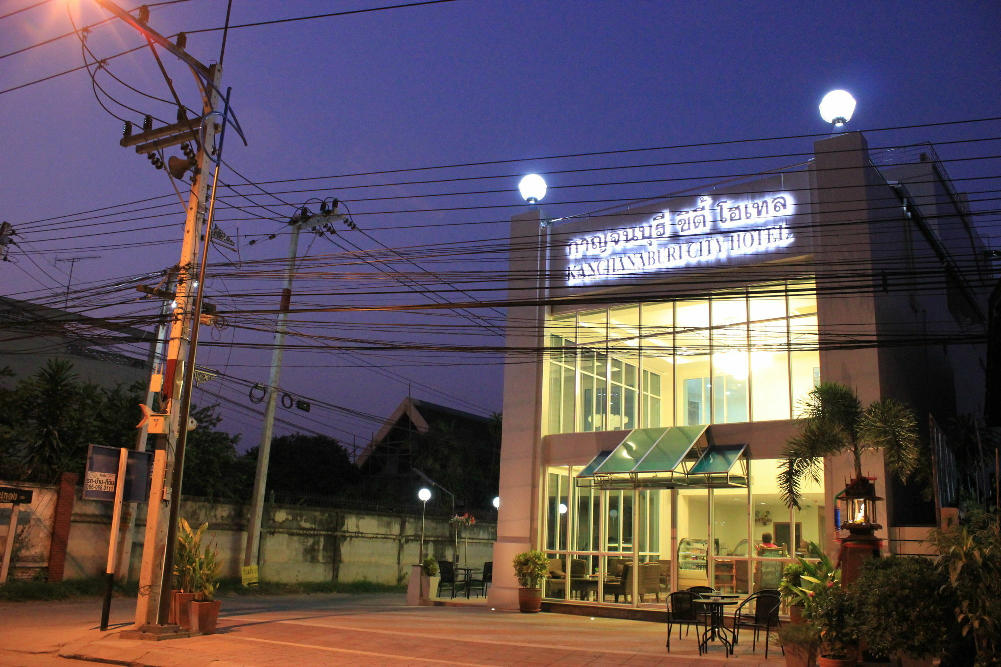 Kanchanaburi City Hotel Kültér fotó