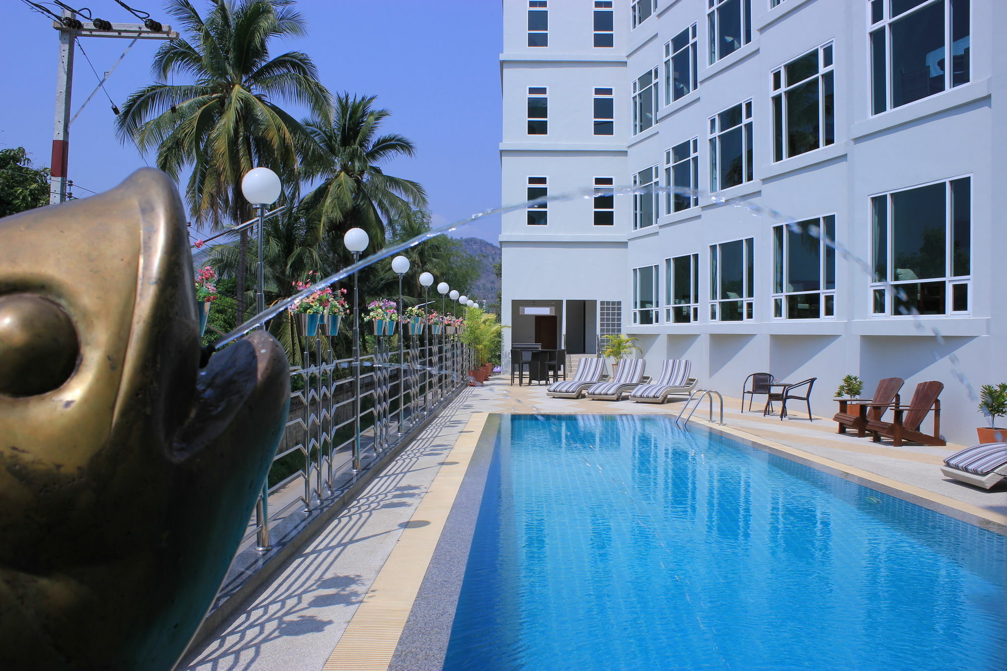 Kanchanaburi City Hotel Kültér fotó